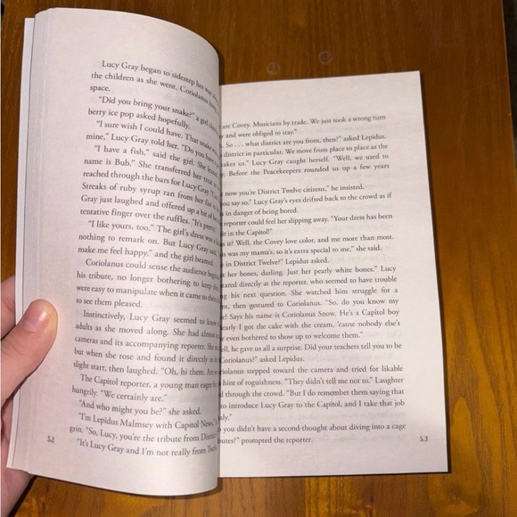 NEW The Hunger Games The Ballad of Songbird & Snakes - Picture 4 of 4